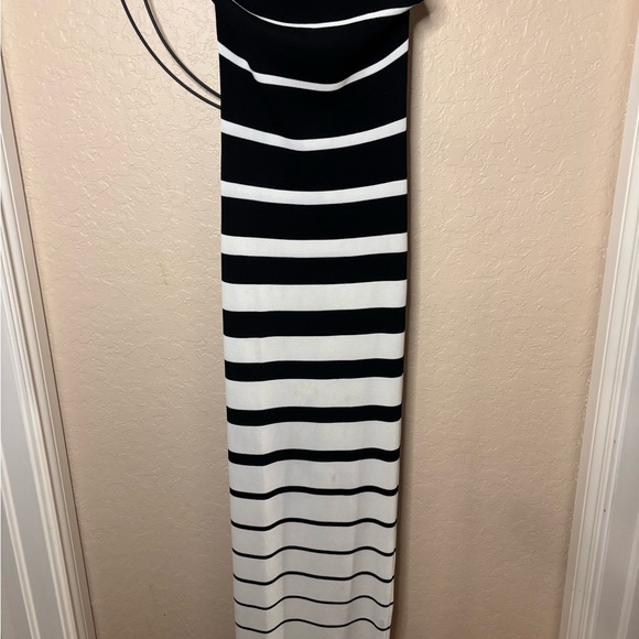 Black and White Striped Maxi Dress - Picture 2 of 2